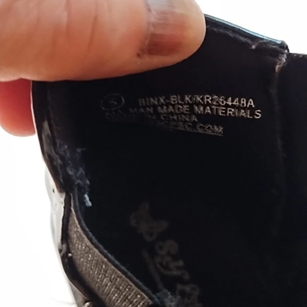 Black Cat Face Boots for Kids EUC Size Toddler 5. - Picture 6 of 6